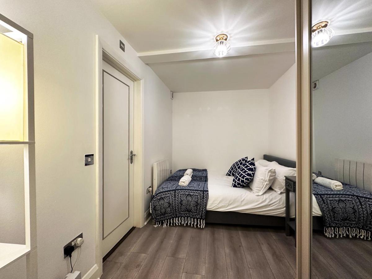 Chic Apartment In Mayfair London Exterior foto