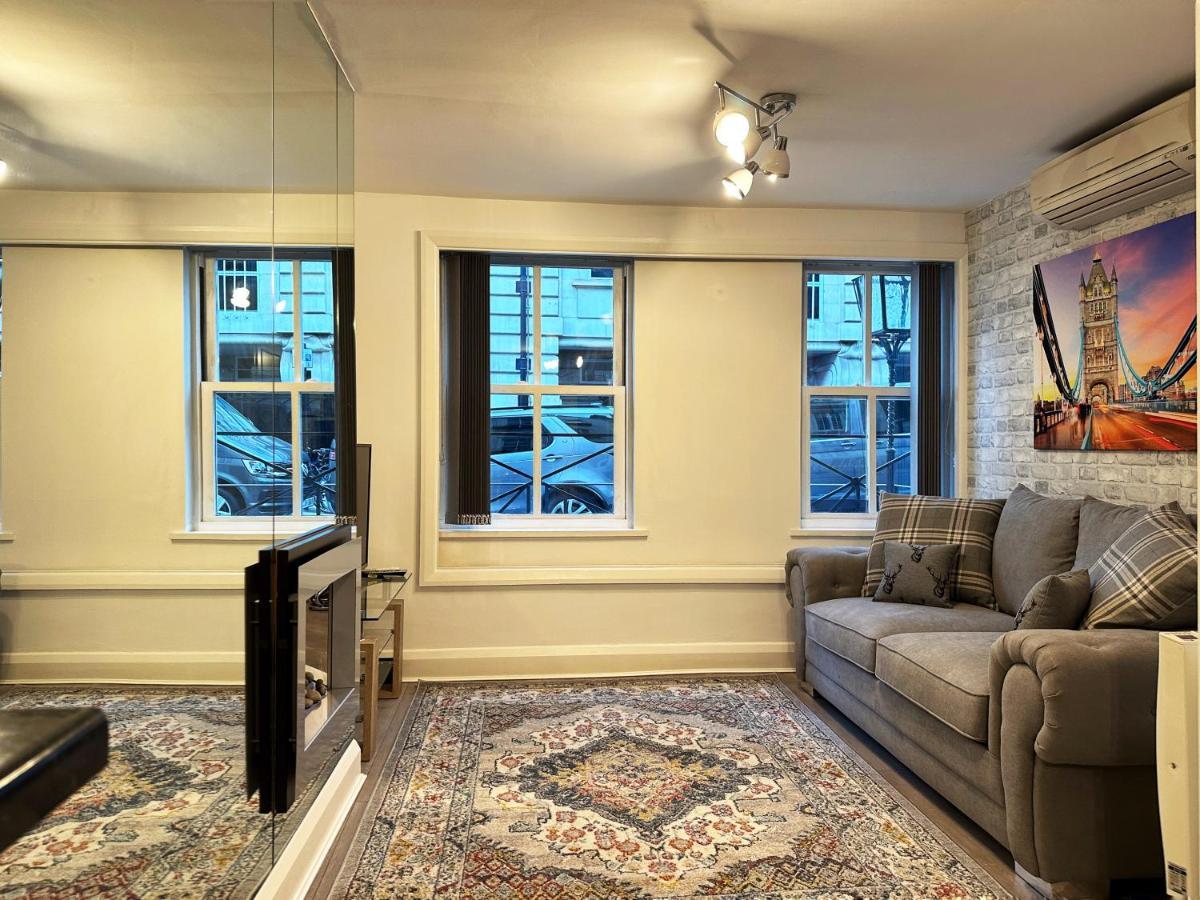 Chic Apartment In Mayfair London Exterior foto